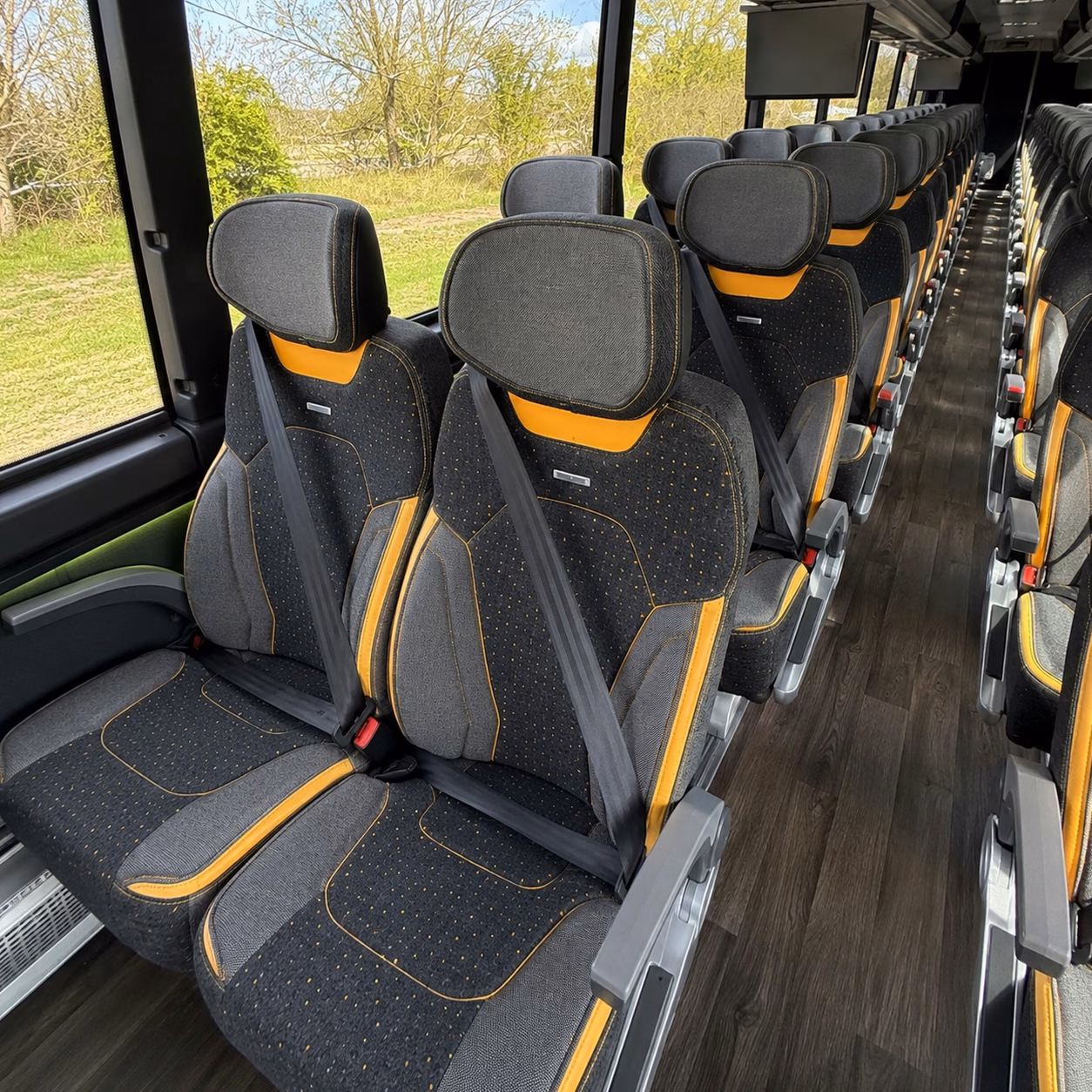 charter bus rentals from wilmington to raleigh and charlotte concerts