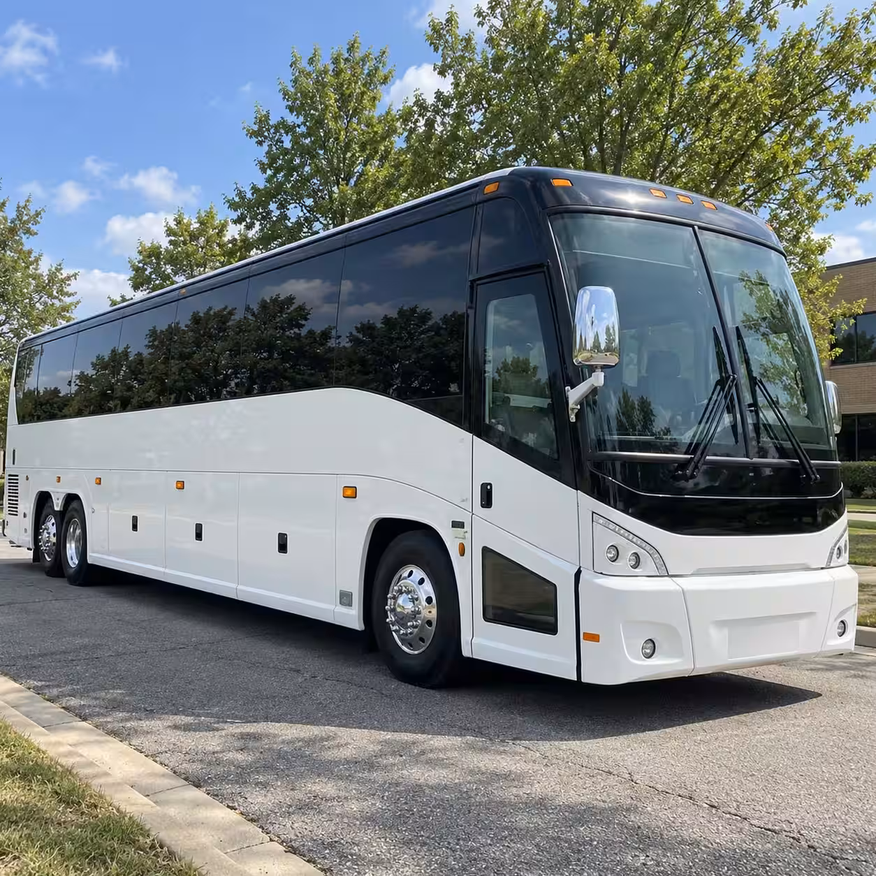long distance charter buses from wilmington to away games