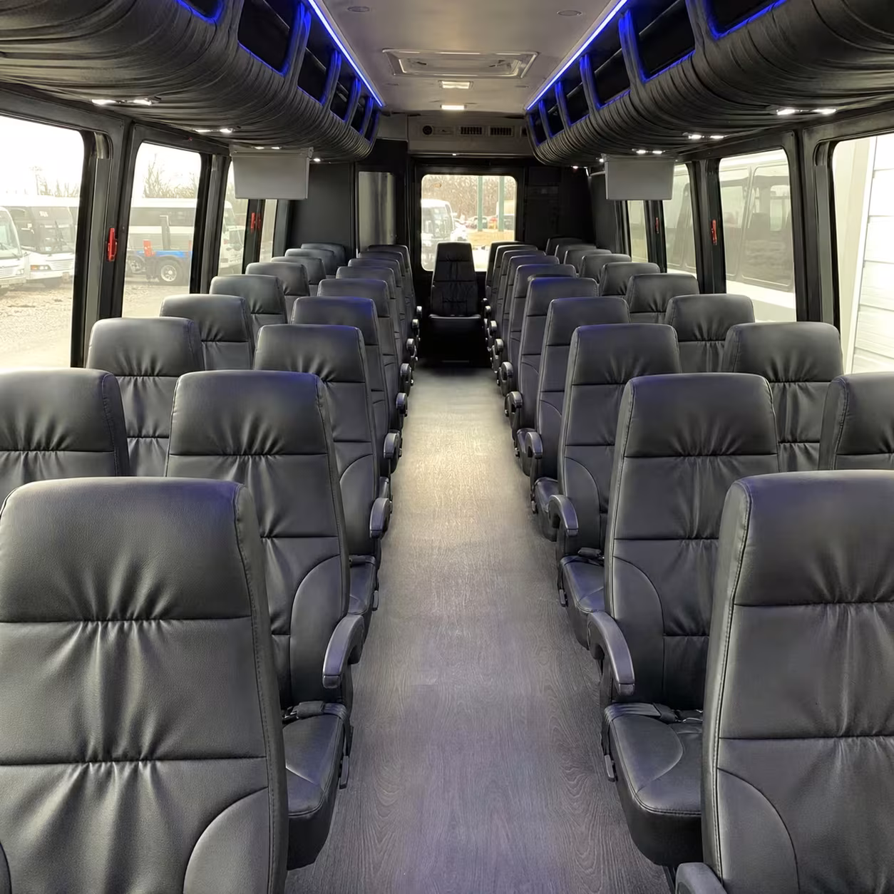 mission trip minibus rentals for wilmington churches
