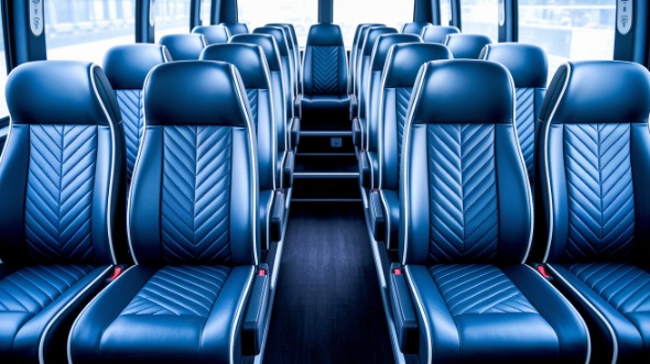 wilmington 25 passenger minibus rental